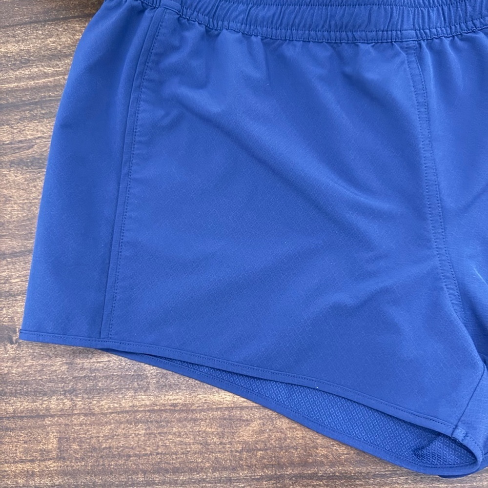 Vineyard Vines Dark Blue sports short - Picture 3 of 5